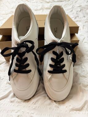 White Sneakers with Black Laces — Women’s Casual Comfort